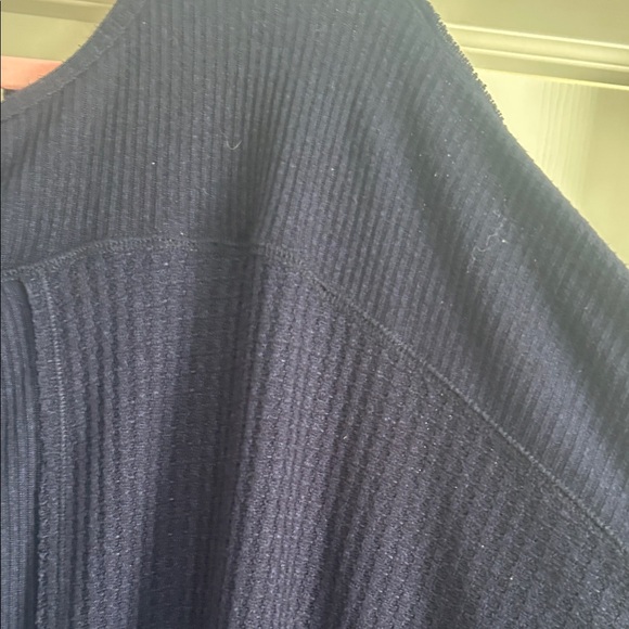 Free People Deep Blue oversized waffle top - Picture 14 of 16